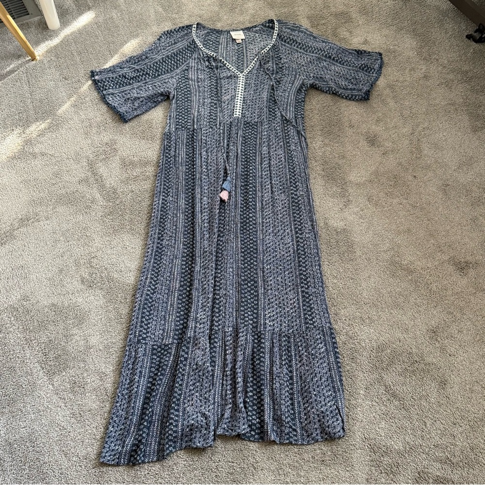 Knox Rose Blue and White Maxi Dress Sz. L very roomy and light weight